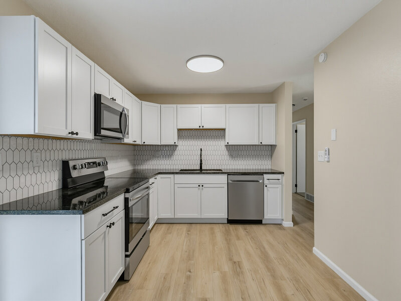 2704 Wood Dale Avenue Davenport IA 52804