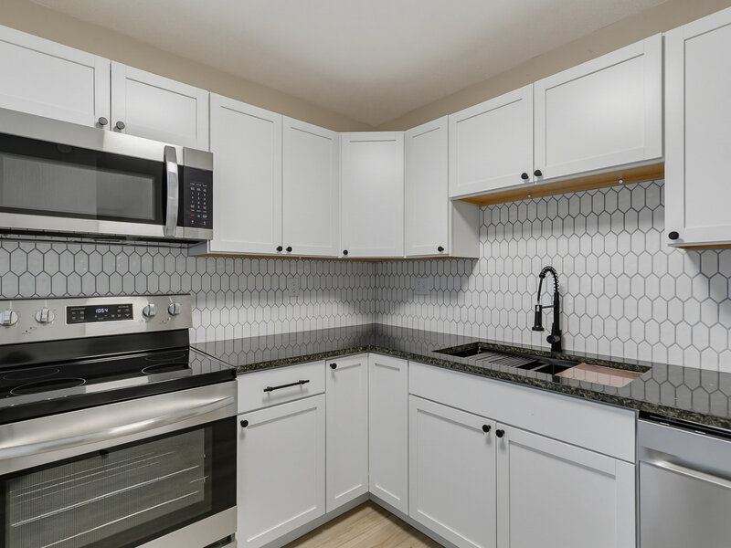 2704 Wood Dale Avenue Davenport IA 52804