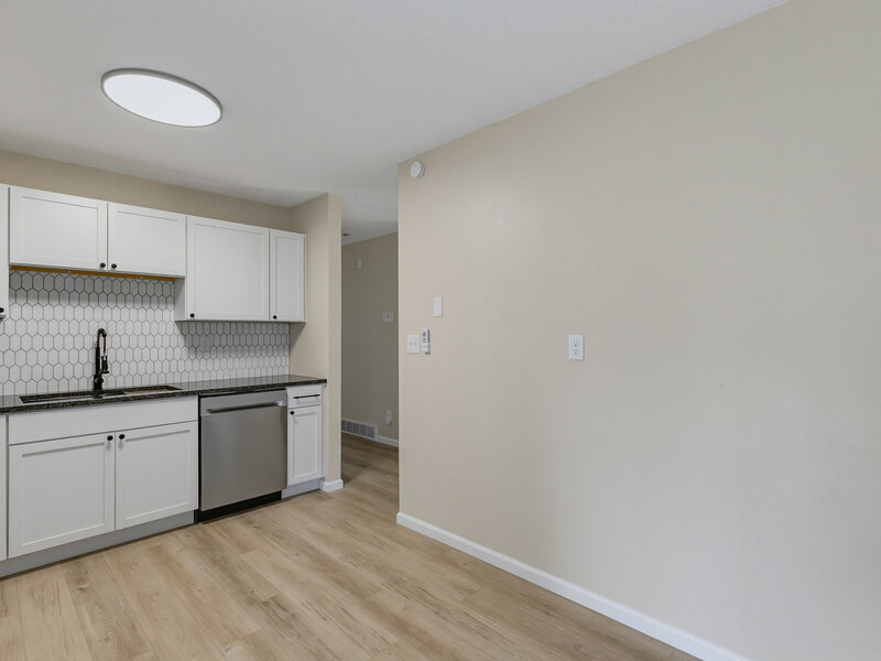 2704 Wood Dale Avenue Davenport IA 52804