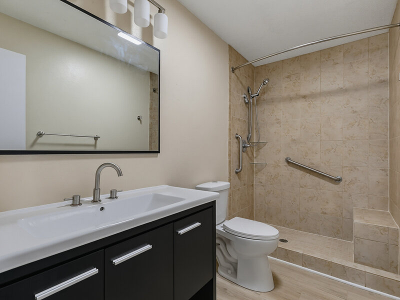 2704 Wood Dale Avenue Davenport IA 52804