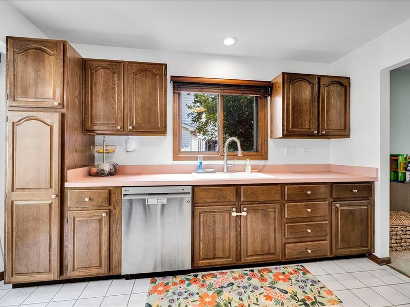 228 Whitetail Crossing Oswego IL 60543