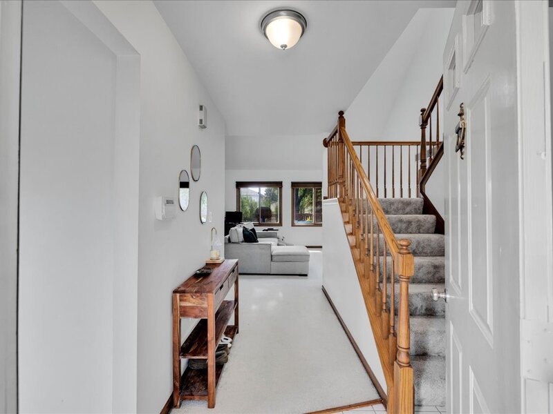228 Whitetail Crossing Oswego IL 60543