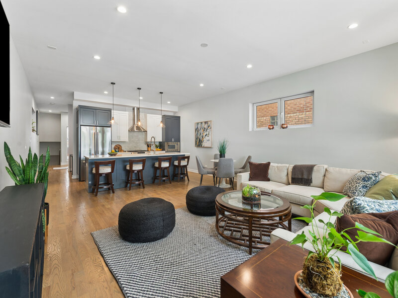 2423 W Rice Street Chicago IL 60622