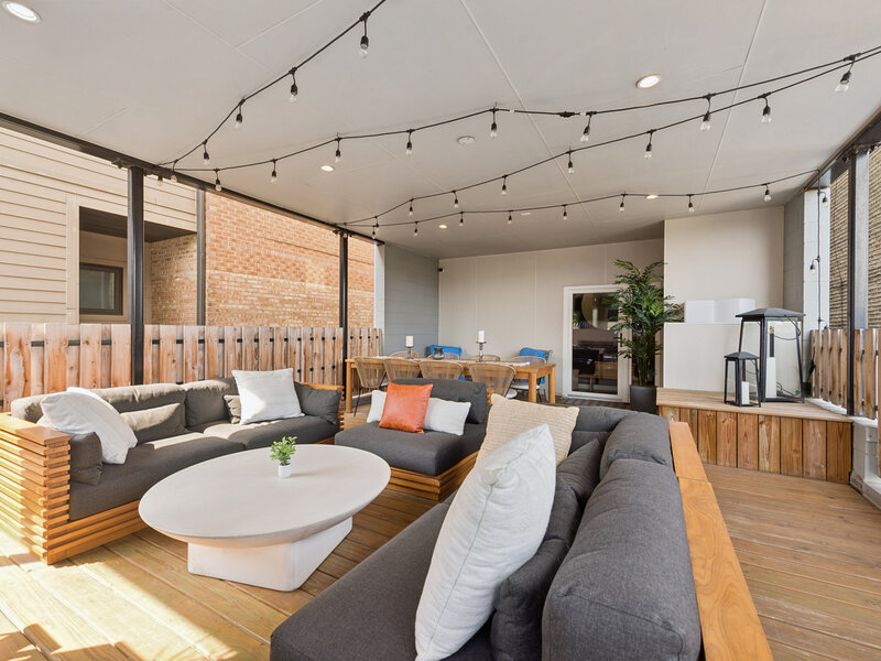 2423 W Rice Street Chicago IL 60622