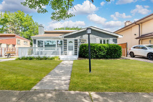 Photo of 4024 W 106th Street Oak Lawn IL 60453