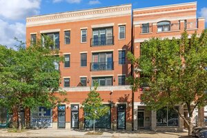 Photo of 1836 W Belmont Avenue Chicago IL 60657 Unit 4