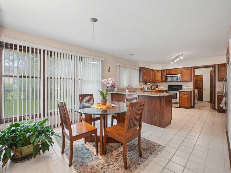 837 Heatherstone Drive Schaumburg IL 60173