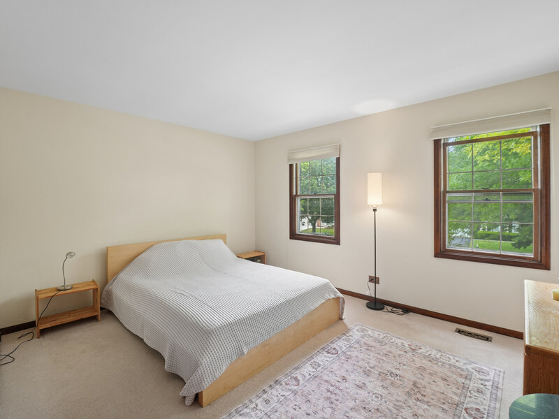 837 Heatherstone Drive Schaumburg IL 60173