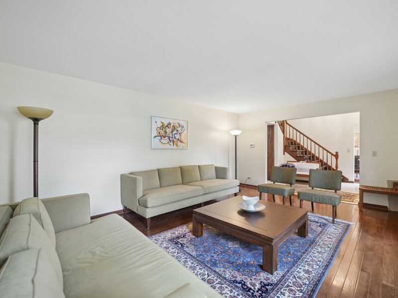837 Heatherstone Drive Schaumburg IL 60173