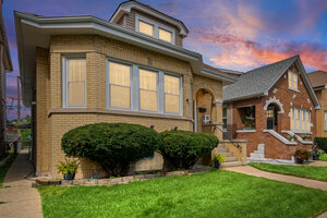 Photo of 3132 N Luna Avenue Chicago IL 60641