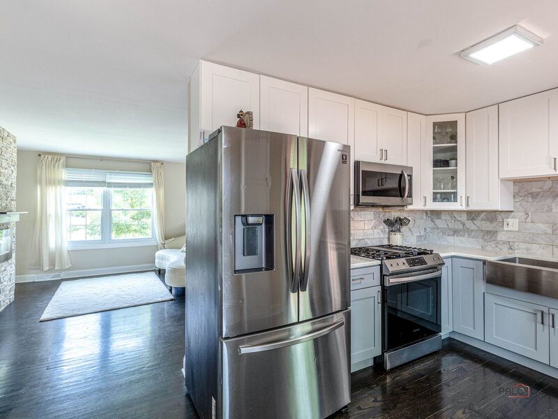 690 Macarthur Drive Buffalo Grove IL 60089