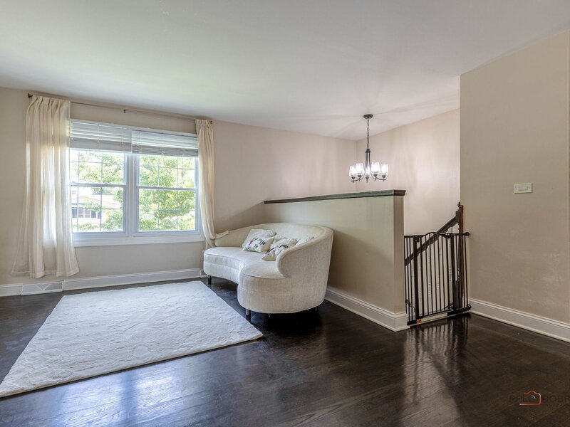 690 Macarthur Drive Buffalo Grove IL 60089