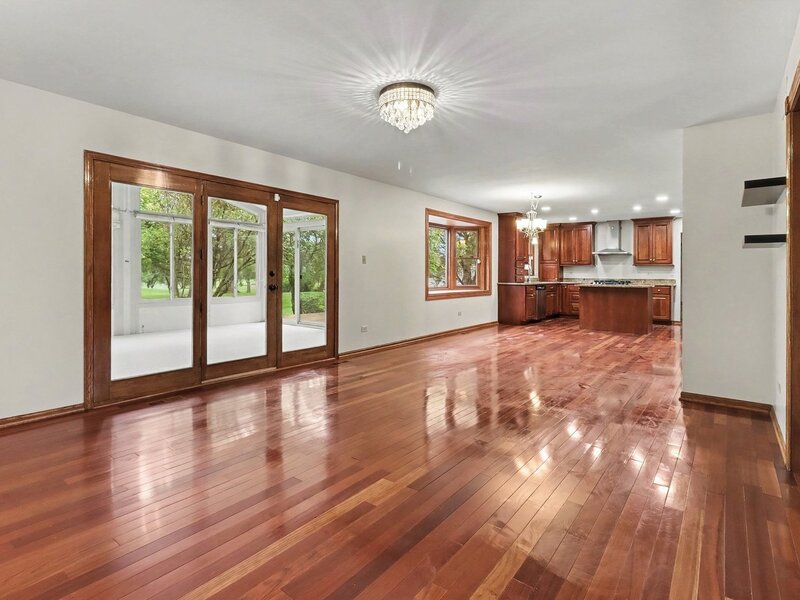 1 Golf View Lane Frankfort IL 60423