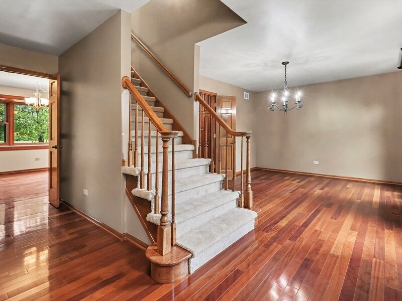 1 Golf View Lane Frankfort IL 60423