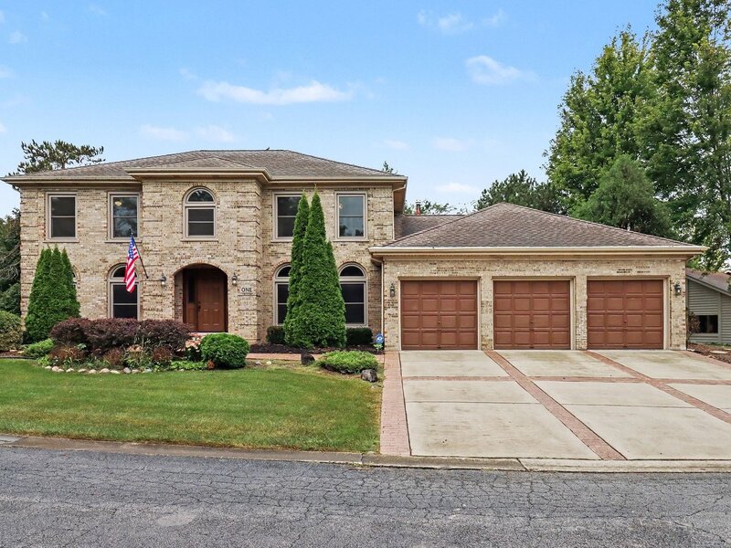 1 Golf View Lane Frankfort IL 60423