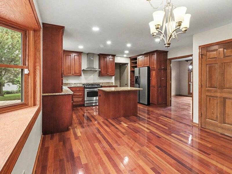 1 Golf View Lane Frankfort IL 60423