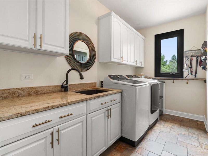 1590 Eagle Ridge Drive Antioch IL 60002