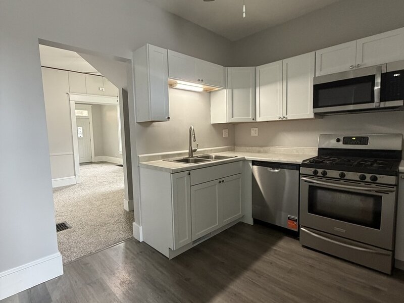 603 W Oakland Avenue Bloomington IL 61701