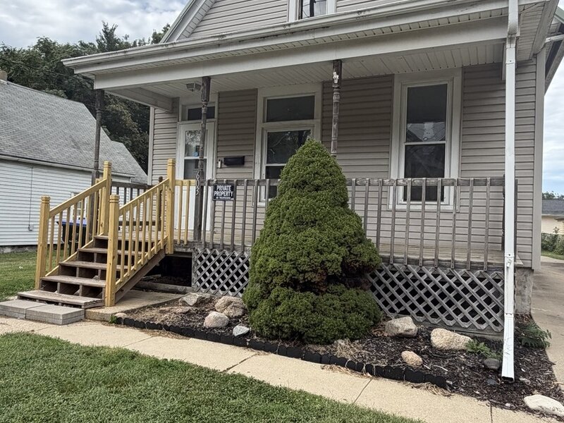 603 W Oakland Avenue Bloomington IL 61701