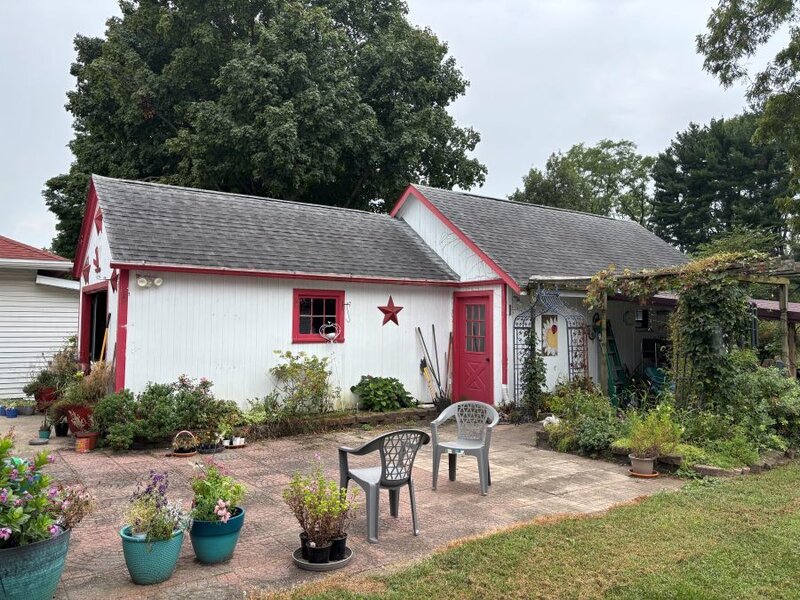 623 S 2nd Street Watseka IL 60970