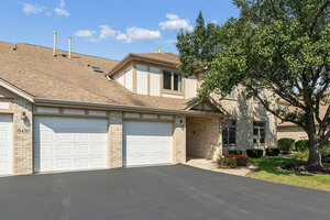 Photo of 18430 Pine Cone Drive Tinley Park IL 60477 Unit 4