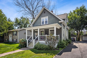 Photo of 718 North Street Geneva IL 60134