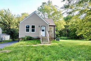 Photo of 10703 W Woodland Avenue Beach Park IL 60087