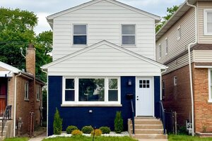 Photo of 6218 W Foster Avenue Chicago IL 60630