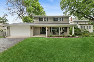 Photo of 117 E Madison Avenue Wheaton IL 60187