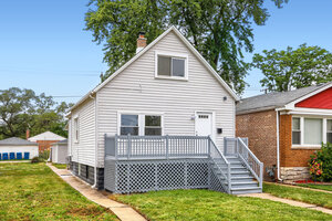 Photo of 12540 S Wood Street Calumet Park IL 60827