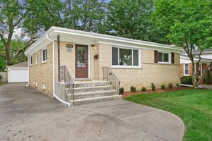 Photo of 579 Dawes Avenue Glen Ellyn IL 60137