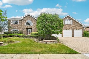 Photo of 7916 Dooneen Avenue Tinley Park IL 60477