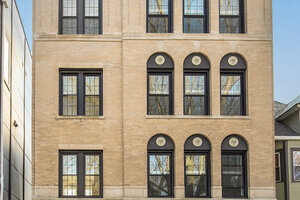 Photo of 1535 W Estes Avenue Chicago IL 60626
