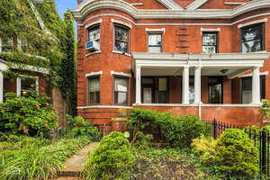 Photo of 5402 S University Avenue Chicago IL 60615