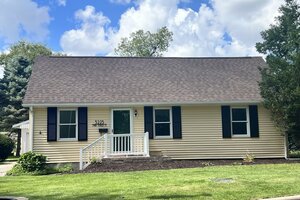 Photo of 3223 53rd Street B Moline IL 61265