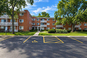 Photo of 25 E Palatine Road Arlington Heights IL 60004 Unit 212