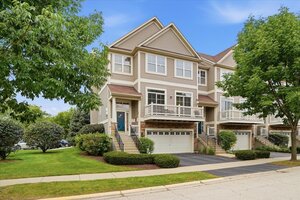 Photo of 674 Shoreline Drive Grayslake IL 60030