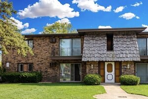 Photo of 5739 129th Street Crestwood IL 60418 Unit 1B