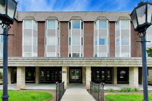 Photo of 201 Thames Parkway Park Ridge IL 60068 Unit 3H
