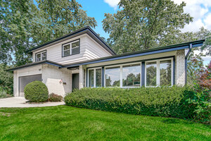 Photo of 1831 N Rolling Lane Arlington Heights IL 60004