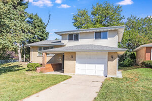 Photo of 6606 102nd Place Chicago Ridge IL 60415
