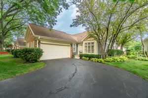 Photo of 2157 N Lake Shore Circle Arlington Heights IL 60004