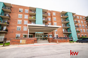 Photo of 9355 Irving Park Road Schiller Park IL 60176 Unit 421