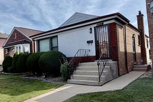 Photo of 6215 S Monitor Avenue Chicago IL 60638