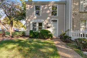 Photo of 1201 Williamsburg Road Country Club Hills IL 60478