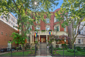 Photo of 4536 N Sheridan Road Chicago IL 60640 Unit 303