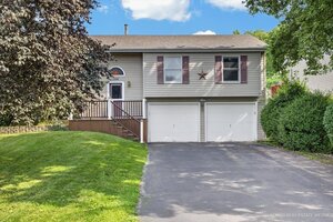 Photo of 1358 Cottonwood Lane Crystal Lake IL 60014