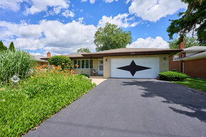 Photo of 5859 S Brainard Avenue Countryside IL 60525