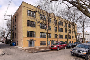 Photo of 4014 N Spaulding Avenue Chicago IL 60618 Unit 2