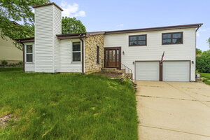 Photo of 119 Garland Court Glendale Heights IL 60139